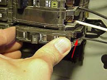 circuit breaker install
